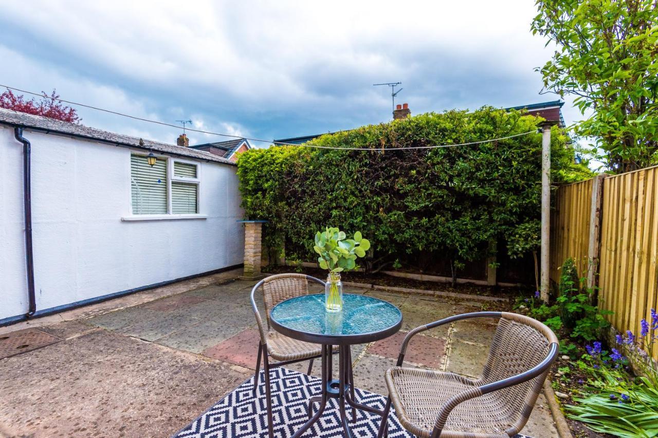 Welcoming 3 Bed Home, 10 Mins From Chester Races And Zoo Saughall 外观 照片